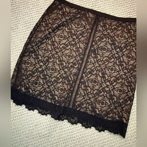Wilfred Black and Cream Lace Skirt